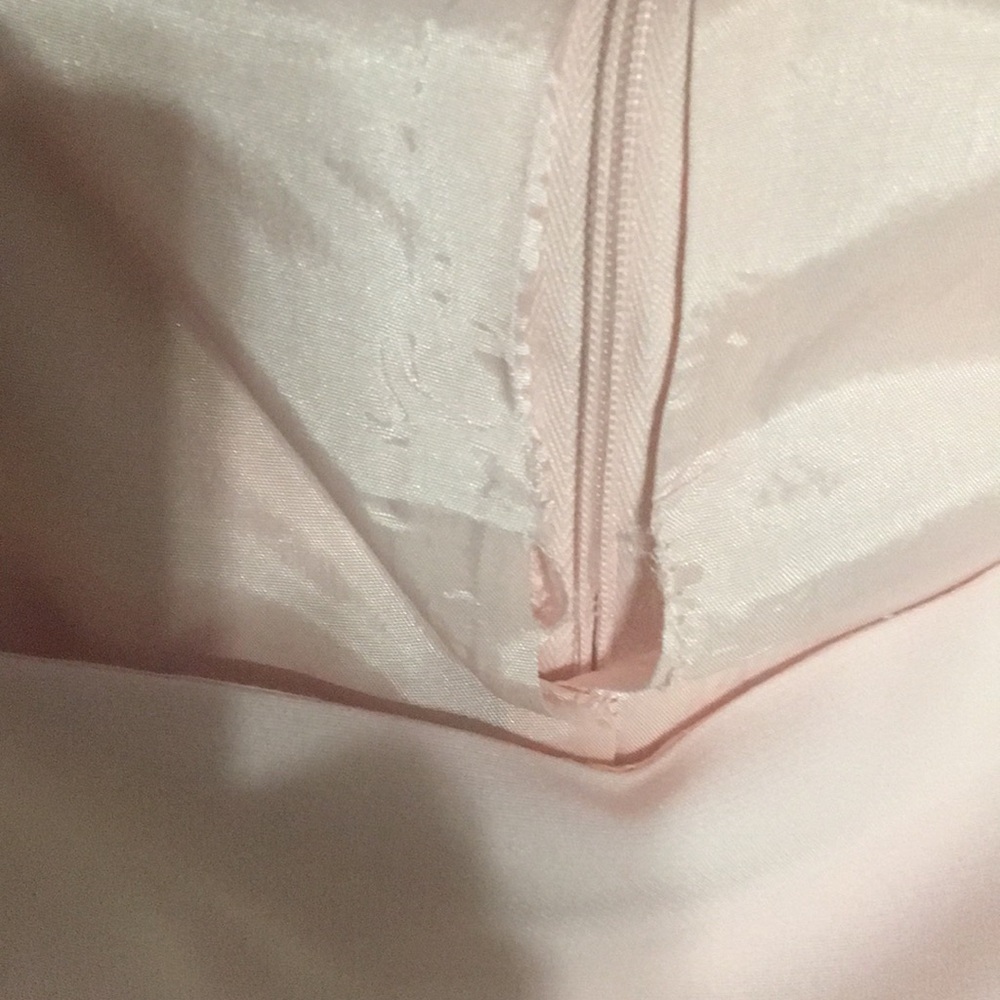 Suits - Picture 3 of 8